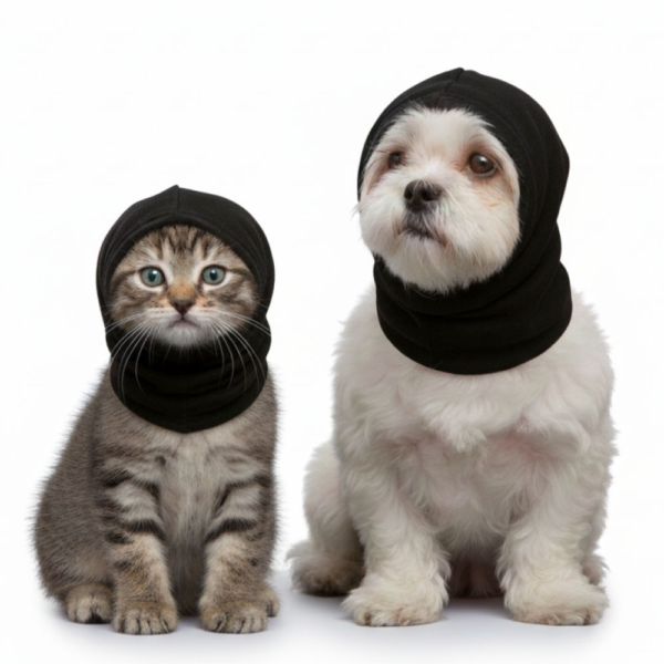 Skatrs Cold and Sound Protection Ear Muffs for Dogs and Cats (Black)