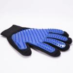 Skatrs Mess Free Deshedding Grooming Gloves for Dogs and Cats (Blue) image 2
