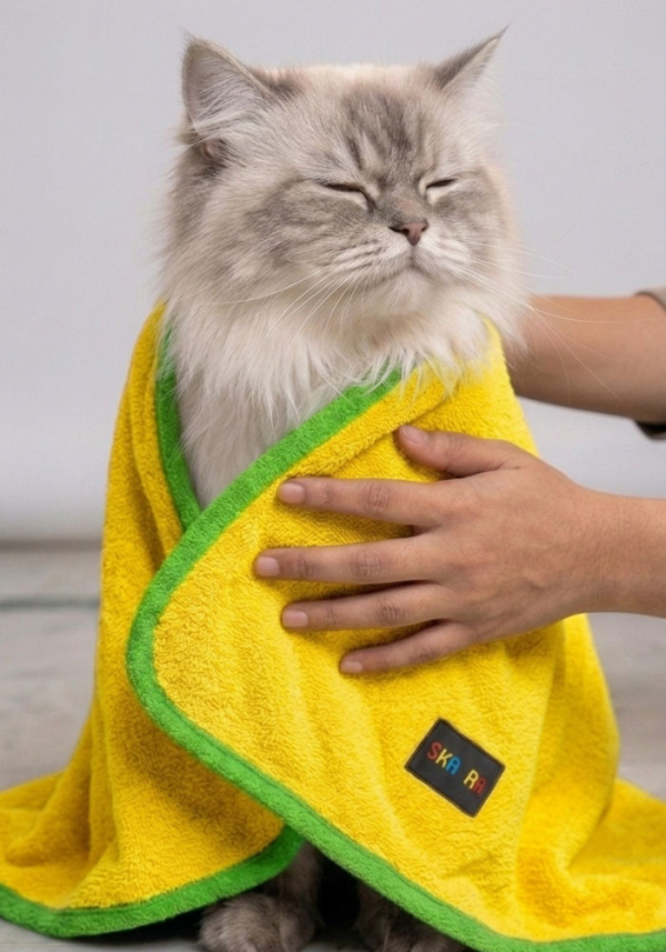Skatrs Pet towel for dog and cat ( Yellow and Green)