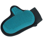 Trixie Coat Care Glove Wire Bristles with Tips for Dogs (18x24cm) image 4