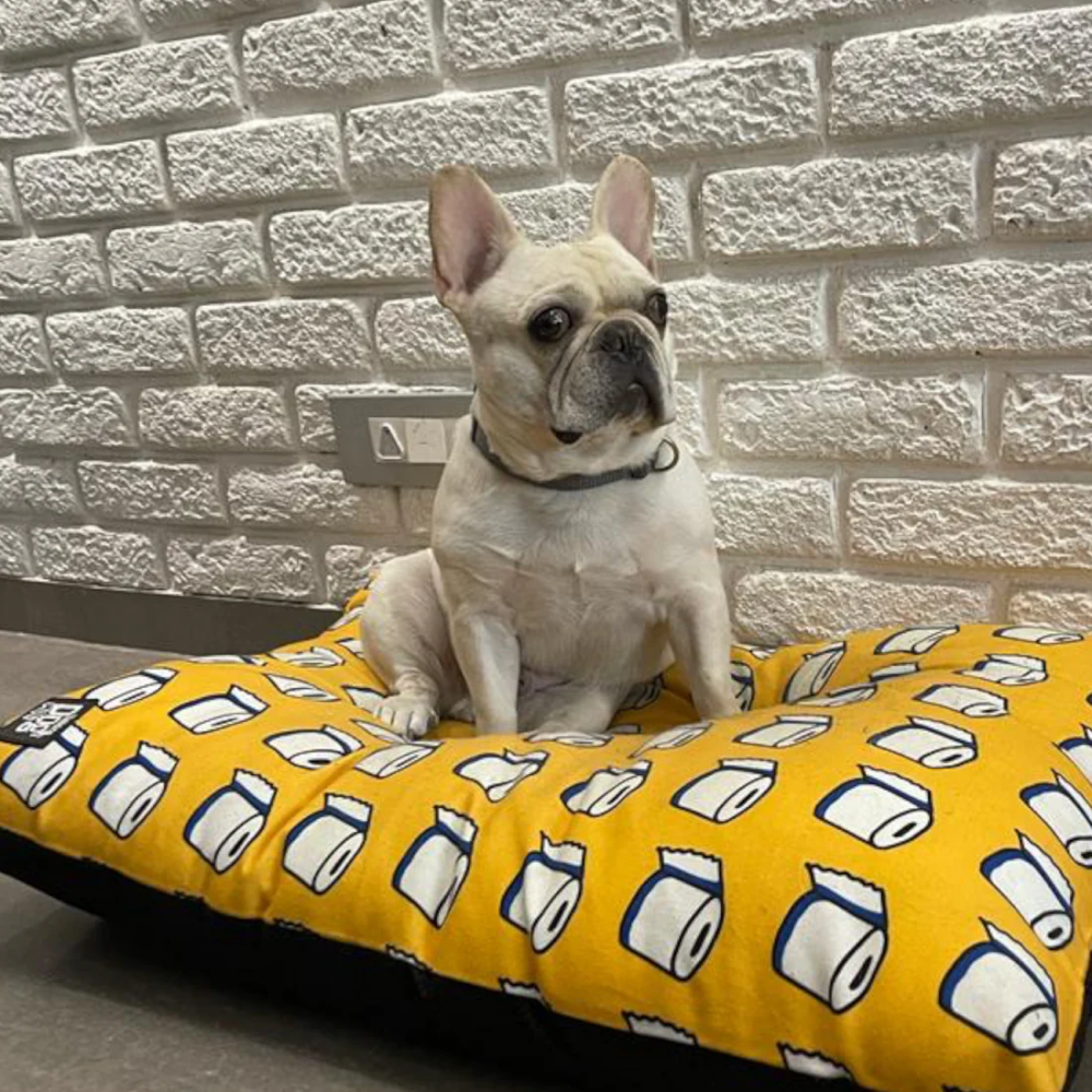Talking Dog Club TP on my Mind Pillow Bed for Dogs and Cats (Yellow) image 2