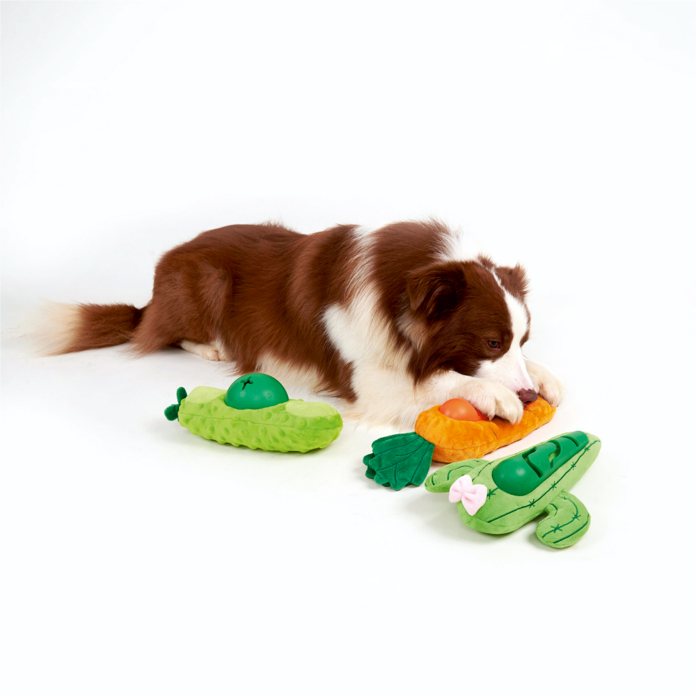Barkbutler x Fofos Carrot Treat Toy for Dogs (Orange) image 7
