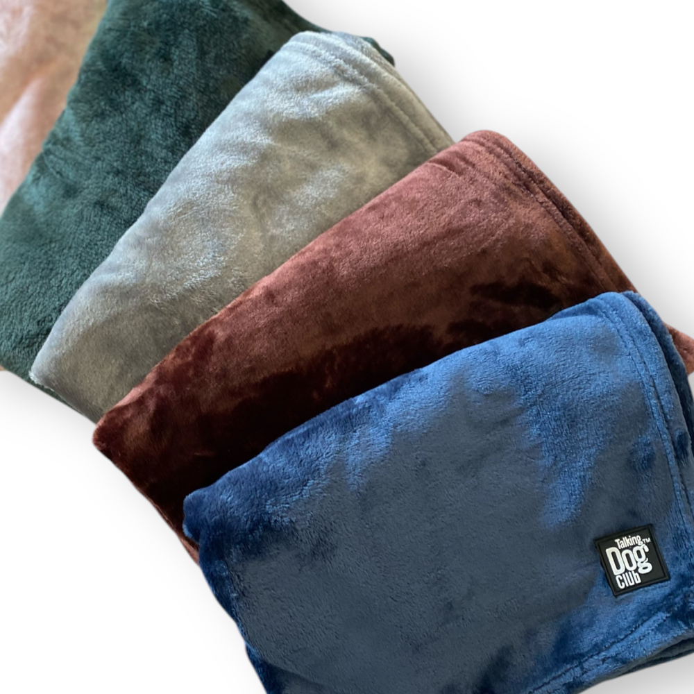 Talking Dog Club Fleece Blanket For Dogs and Cats (Dark Green) image 4