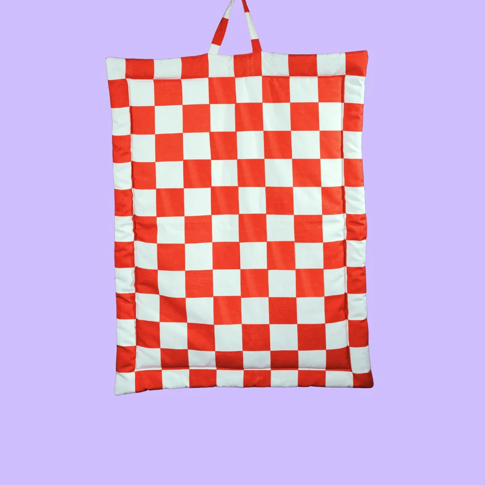Pet Set Go Cozy Checks Mat for Dogs and Cats (Red) image 9