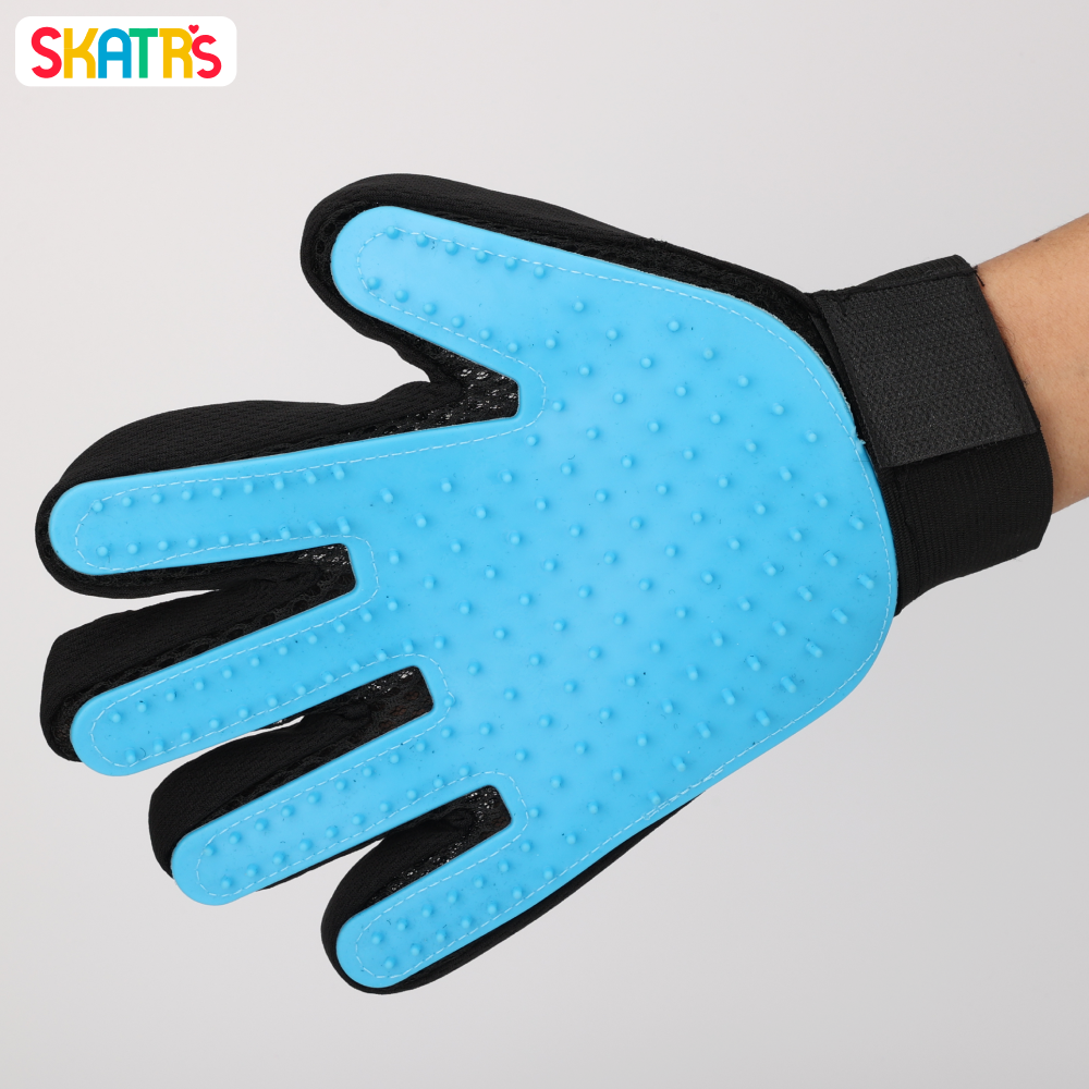 Skatrs Mess Free Deshedding Grooming Gloves for Dogs and Cats (Light Blue) image 4