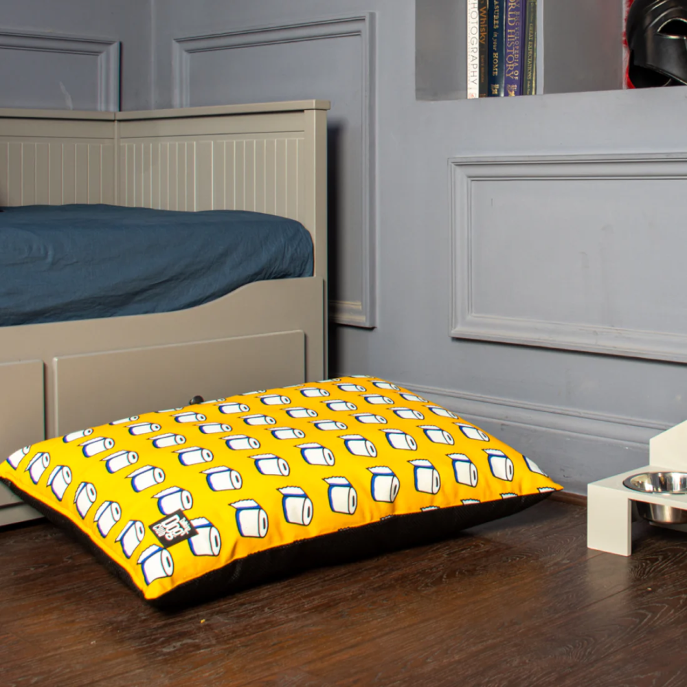 Talking Dog Club TP on my Mind Pillow Bed for Dogs and Cats (Yellow) image 3