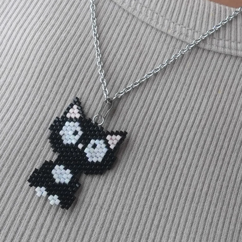 Jenni & Janki Cat Handcrafted Miyuki Delica Beaded Necklace (Black) image 4