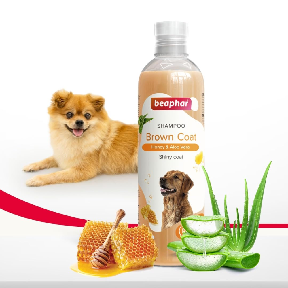 Beaphar Honey & Aloe Vera Herbal Brown Coat Dog Shampoo image 7