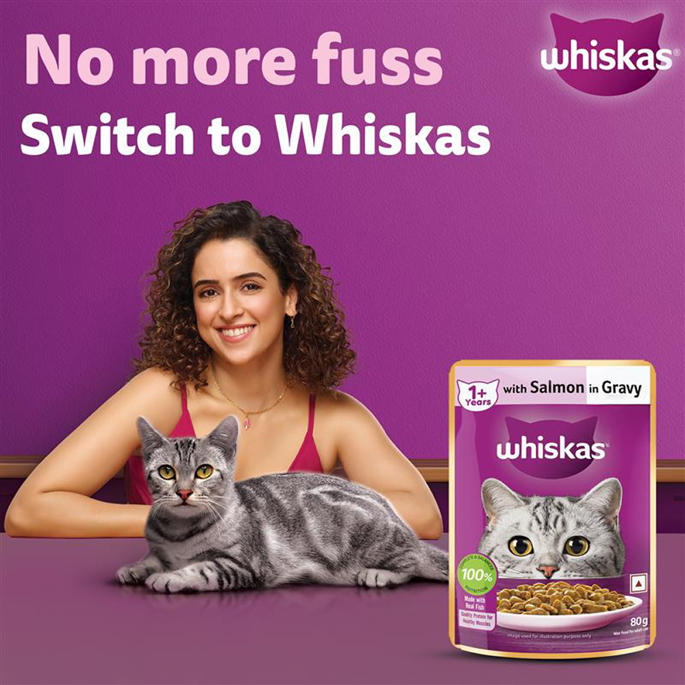 Whiskas Salmon in Gravy Meal Adult Cat Wet Food image 5